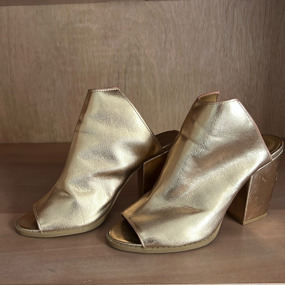 Qupid Rose Gold Metallic Heels